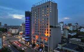 Maison New Century Tongxiang 4*
